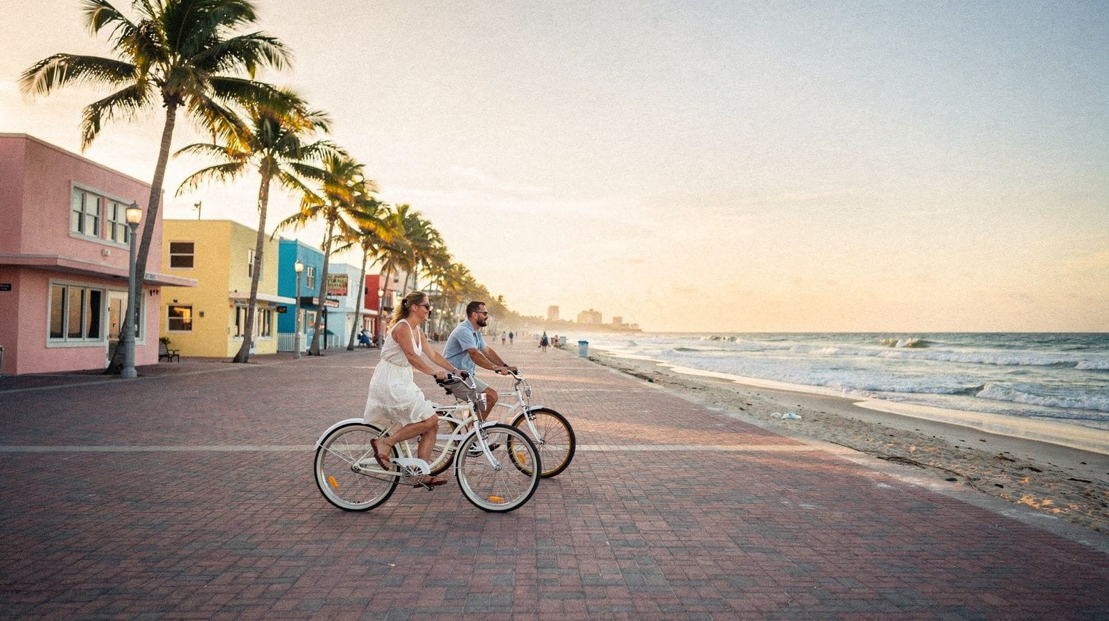 Hollywood, Florida: the seaside town north of Miami