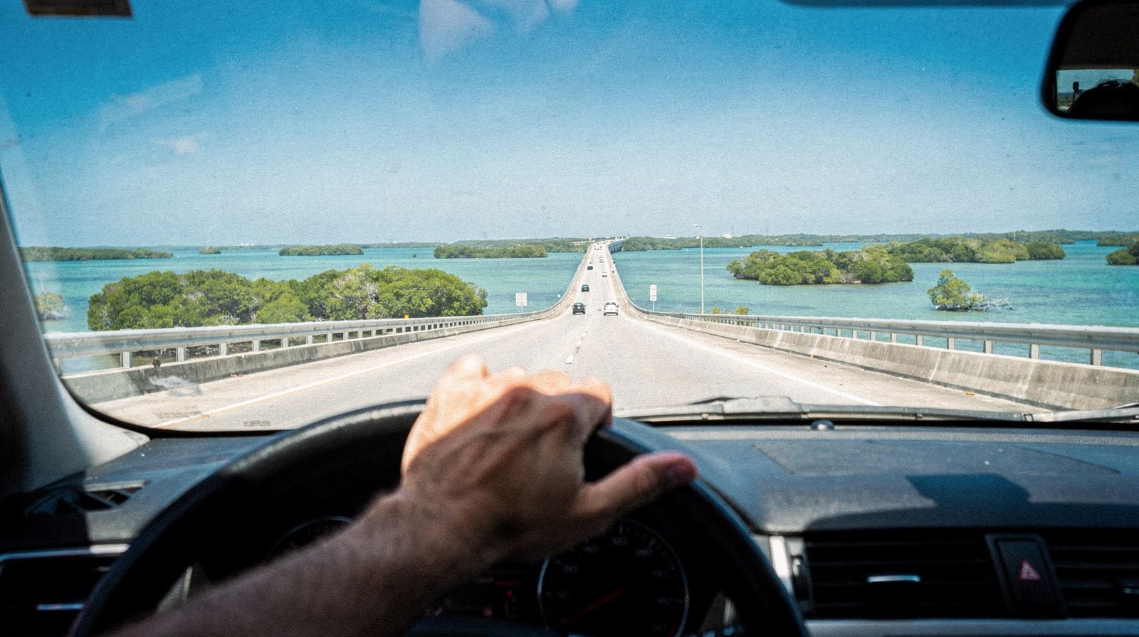 Renting a car in Miami: tolls and parking, honestly explained